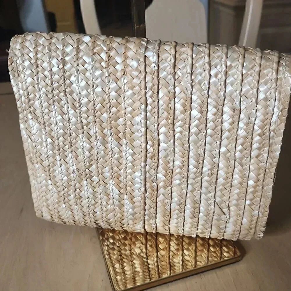 EWC woven straw envelope clutch - Picture 2 of 4